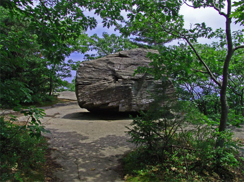 boulder rock bowlder rock
