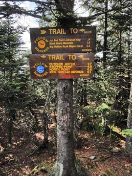 DEC sign on the summit of blackhead mountain