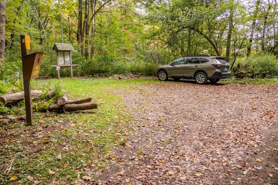 Parking area on the Mary Smith Hill Road for the Mary Smith Trail.