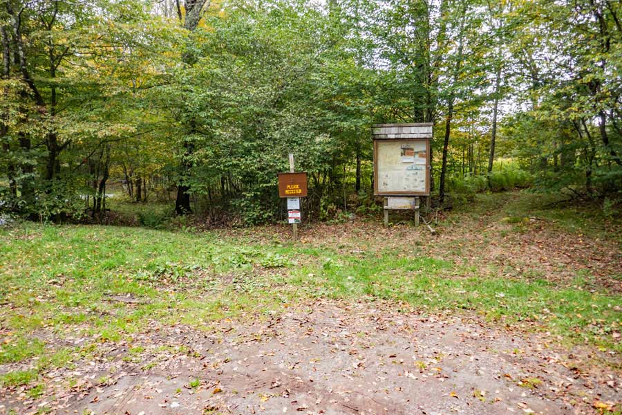 The Mary Smith Trail passing through the Holiday-Berry Parking Area