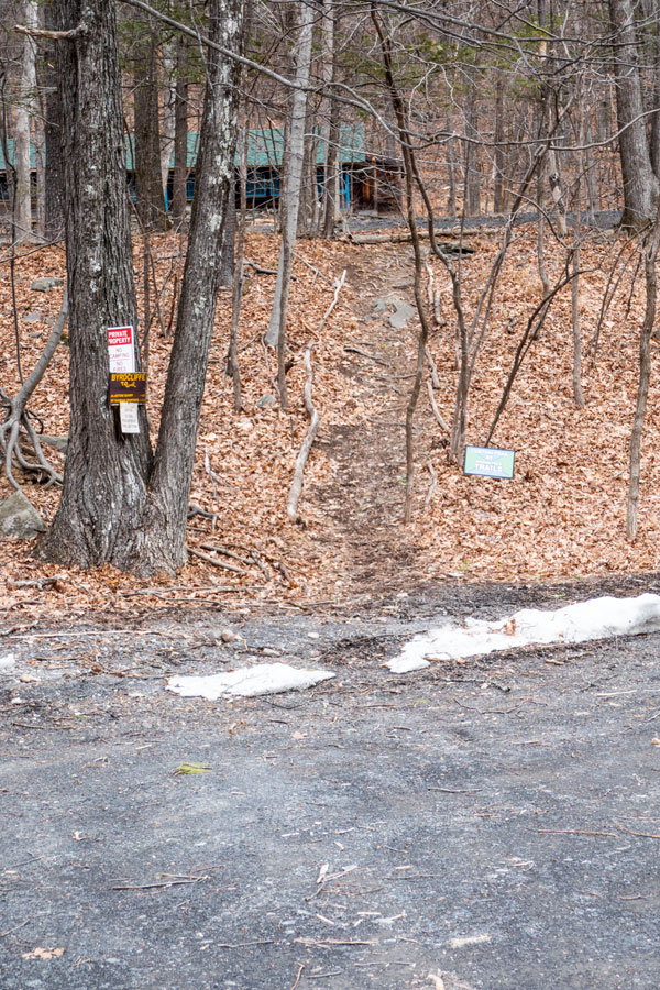 trailhead for the Byrdcliffe Trail to Mount Guardian