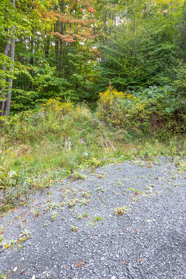 Trailhead for the Notch Inn Road Trail