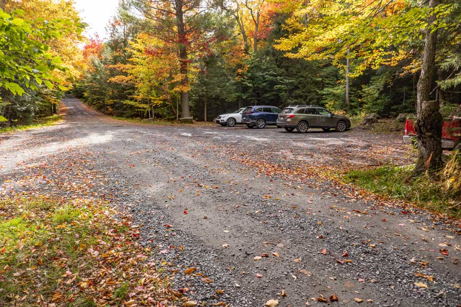 Roaring Kill Parking area for Twin Mountain (west) and Sugarloaf Mountain