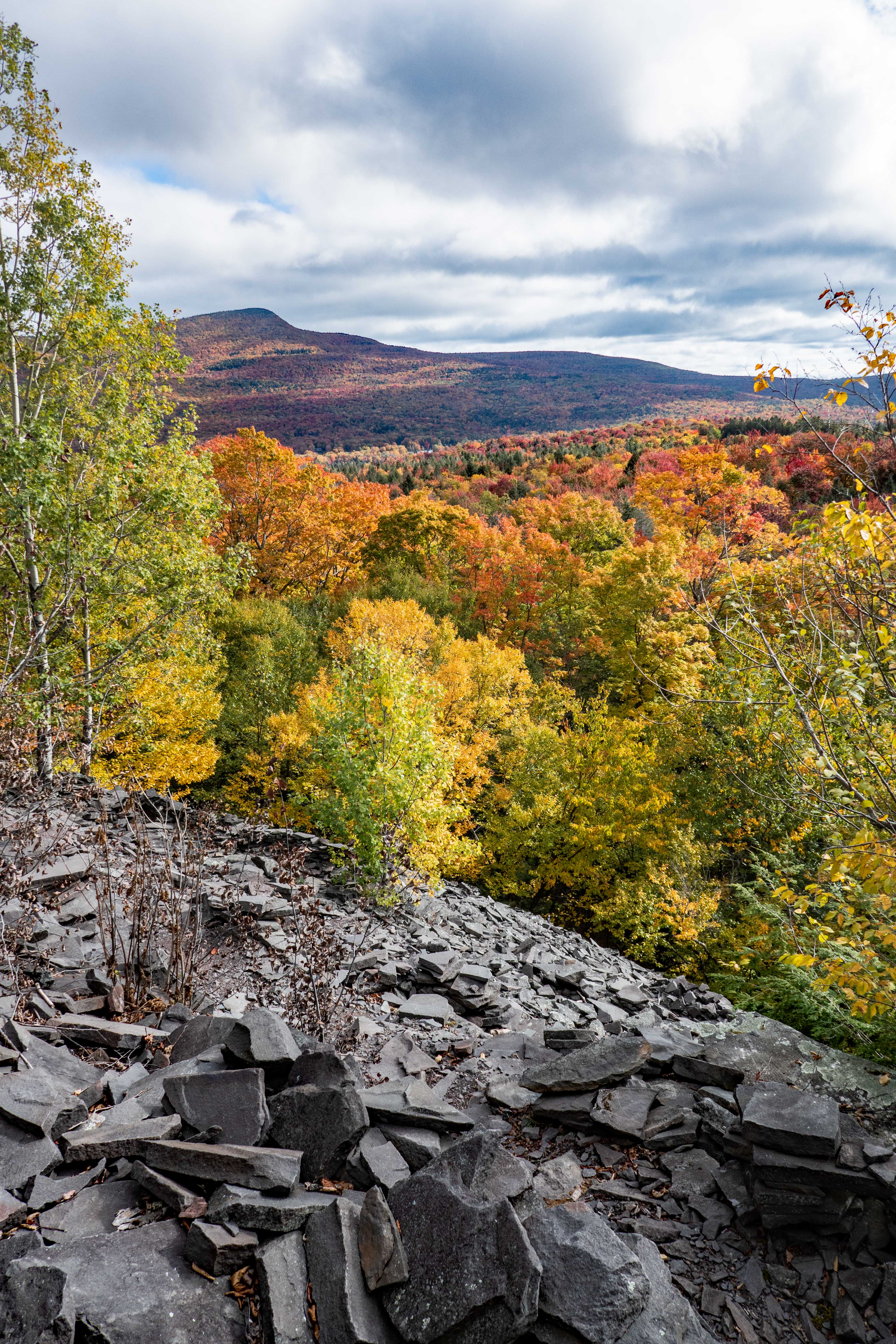 last view point at Dibble's Quarry of Kaaterskill High Peak