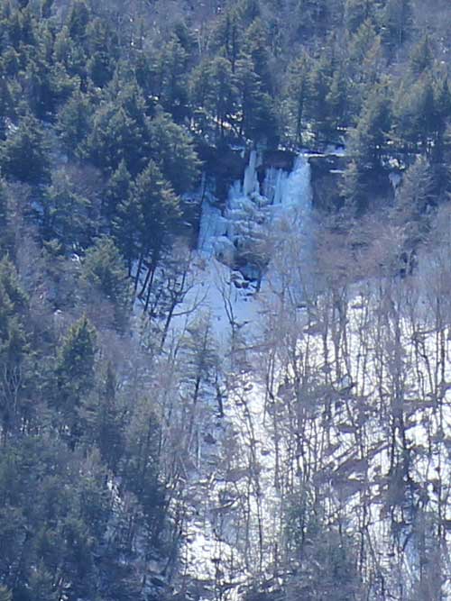 lower viola falls in the hillyer ravine