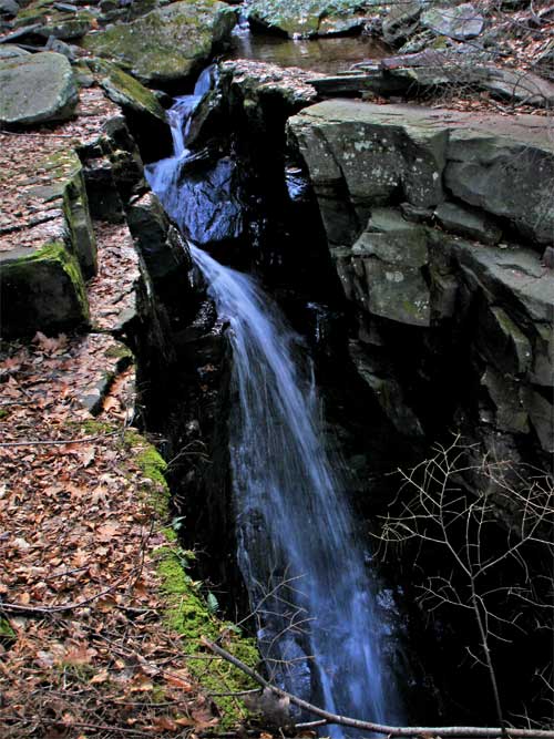 middle viola falls in the hillyer ravine