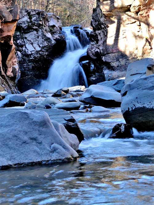 fawn's leap in the middle of kaaterskill creek in the kaaterskill clove