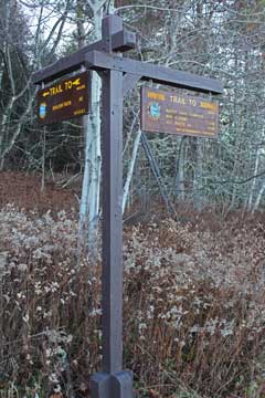 trail sign at the catskill mountain house site