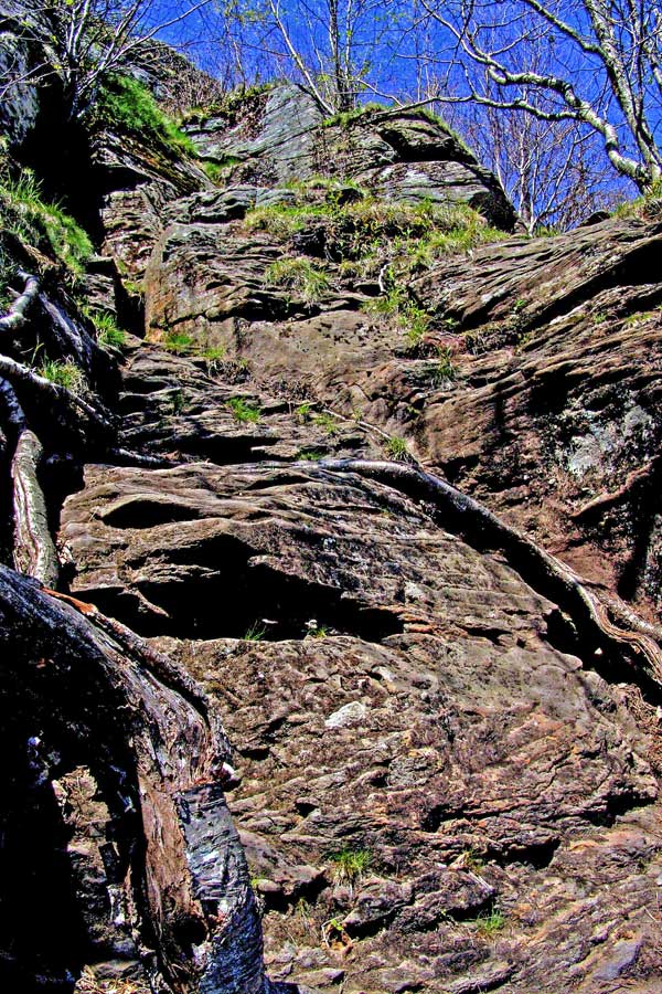 The difficult section of the Southern Access Route to Hurricane Ledge and Kaaterskill High Peak